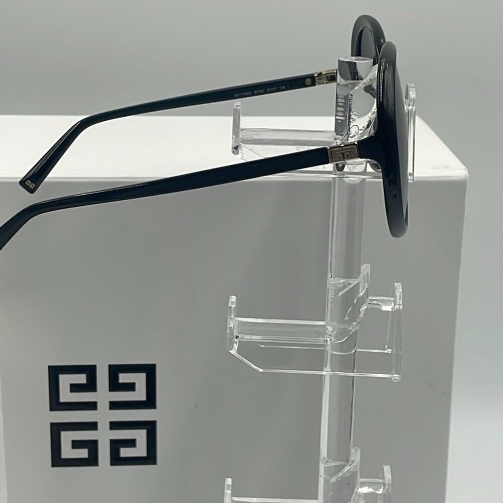 GIVENCHY NWOT FULL INCLUSION Black Sunglasses - Picture 7 of 7